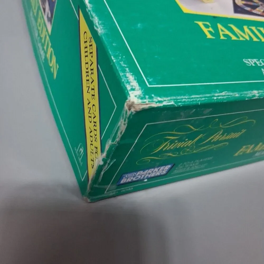 Vtg 1992 Trivial Pursuit Family Edition Complete Master Set Retro Kids & Adults